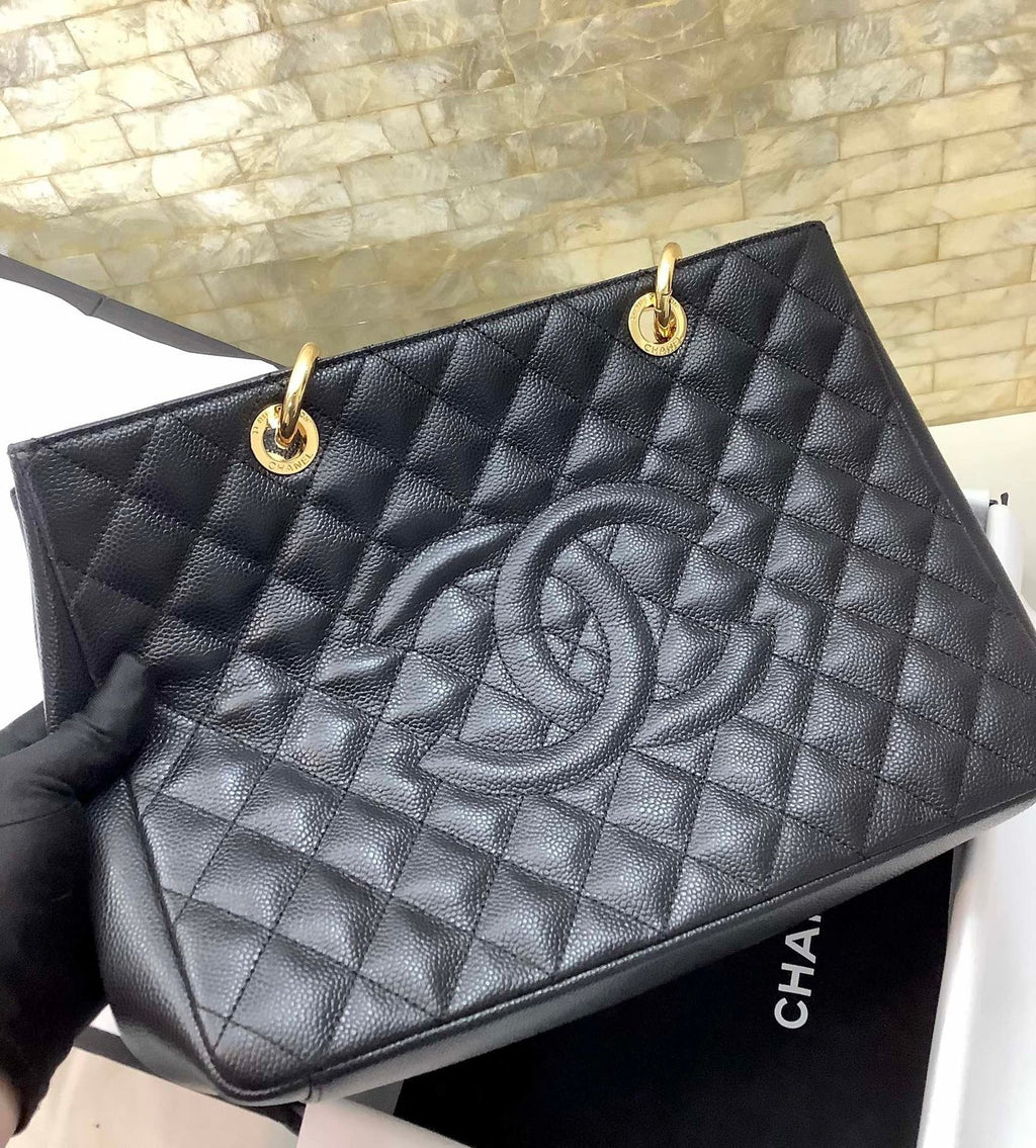 Chanel Classic Tote Bag Gold Hardware 34cm Black