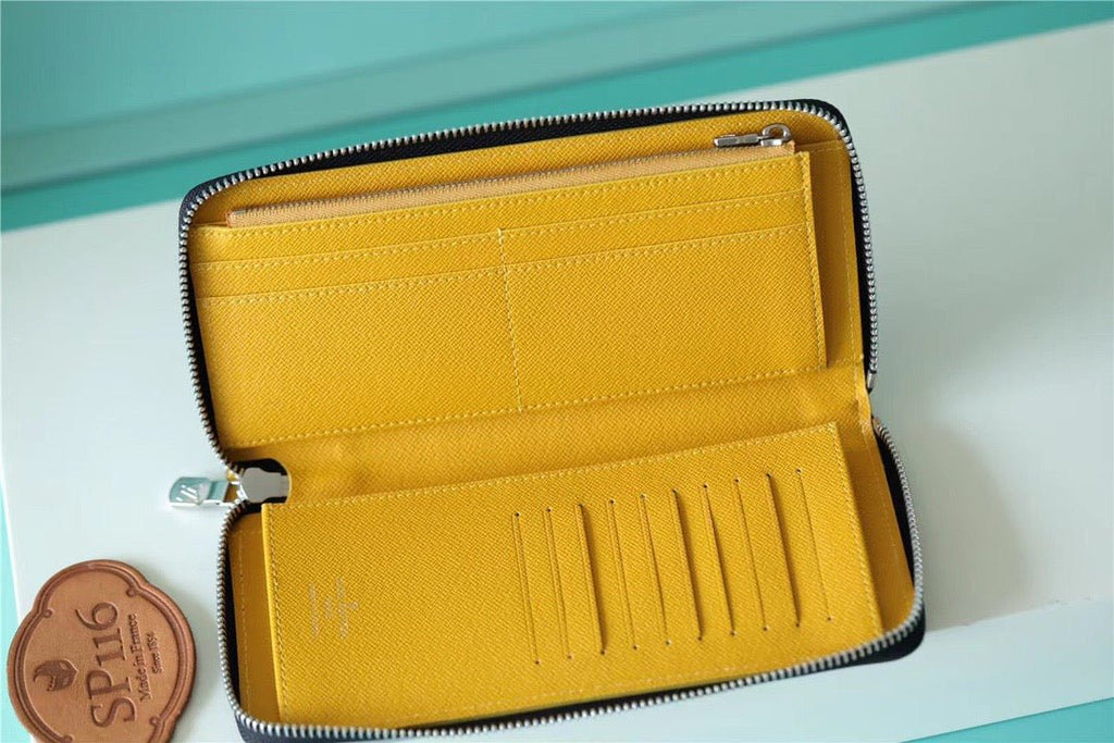 Louis Vuitton Zippy Vertical Wallet 20cm