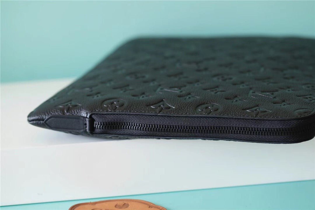 Louis Vuitton Etui De Voyage MM 34cm Black