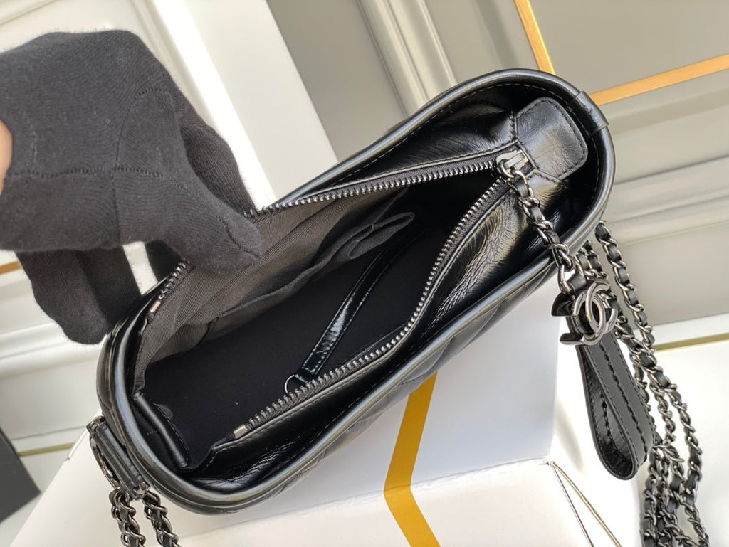 Chanel CO-CO Gabrielle Hobobag 20cm Black