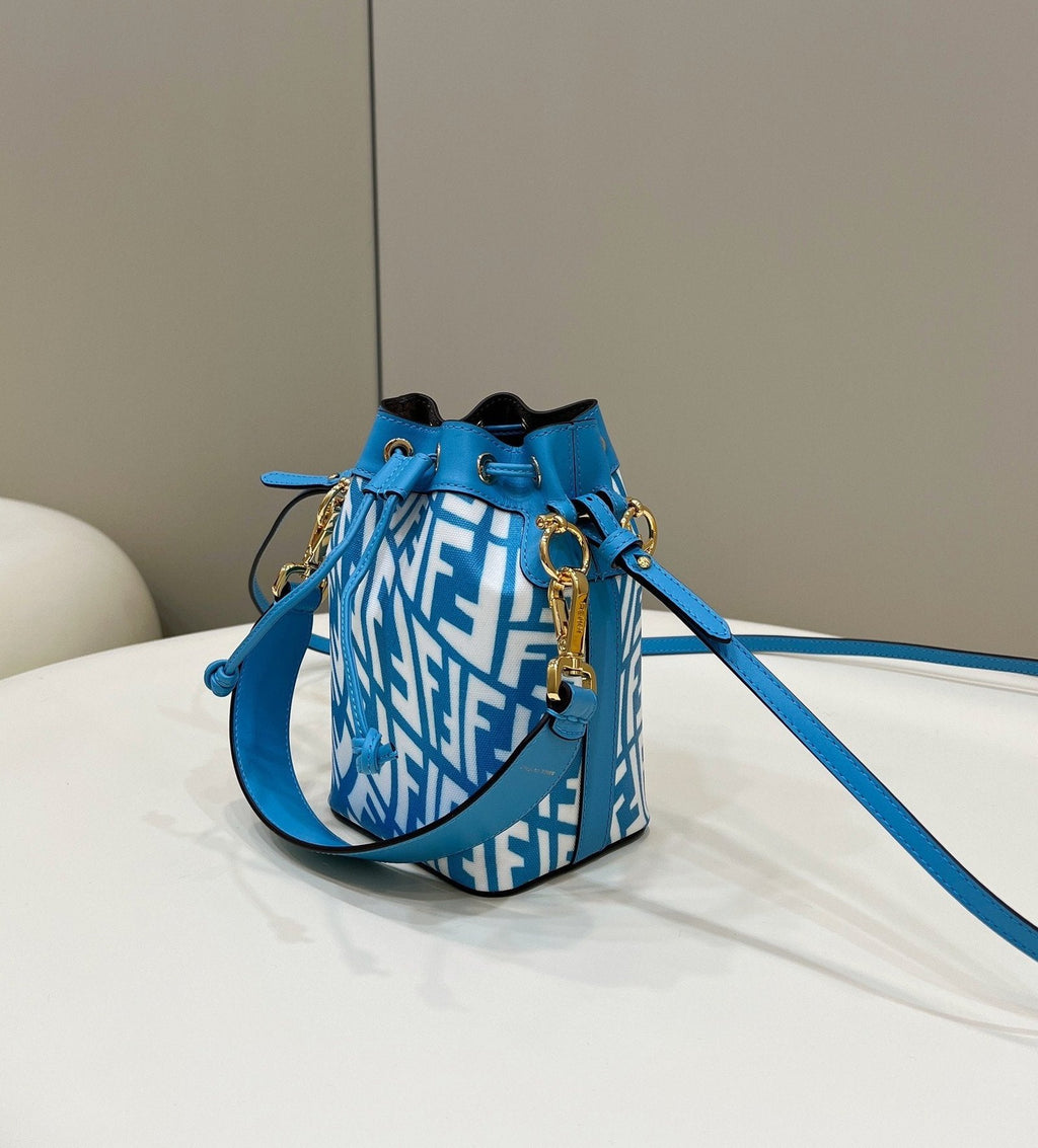 Fendi Vertigo Bucket Bag 18cm Blue