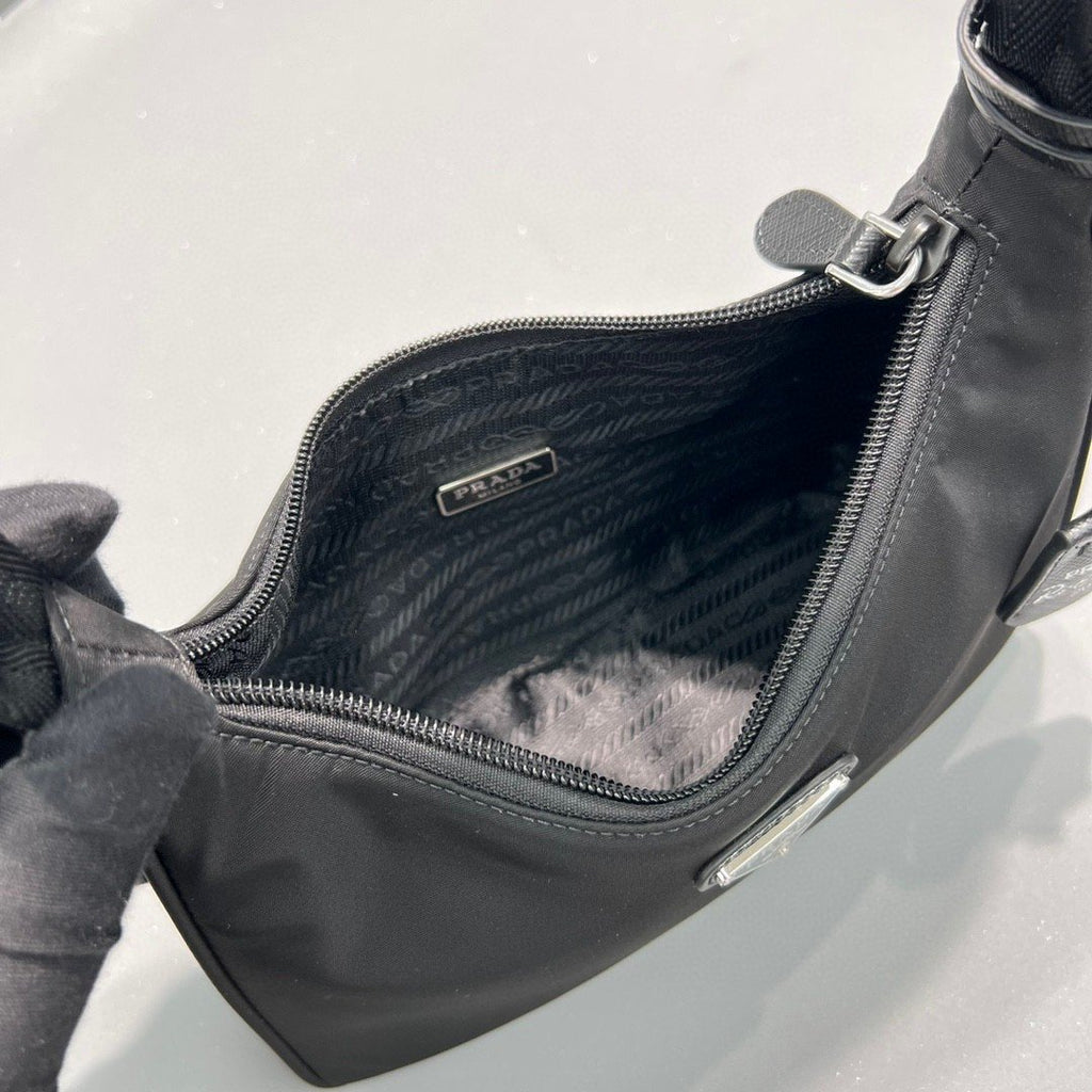 Prada Re-Nylon Re-Edition 2000 Mini-Bag Black For Women, Women’s Bags 8.6in/22cm