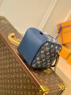 Louis Vuitton Bandoulière M59611 16cm Navy Blue