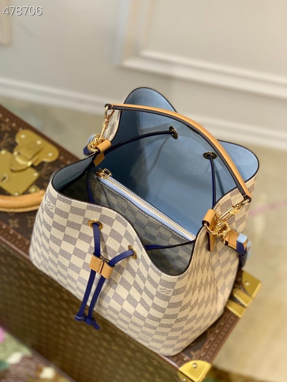Louis Vuitton NeoNoe Bucket Bag MM Damier Azur Canvas Spring/Summer Collection N50042, Blue