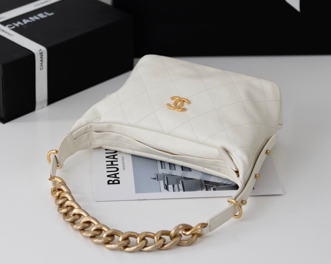 Chanel Hobo Handbag 28cm White