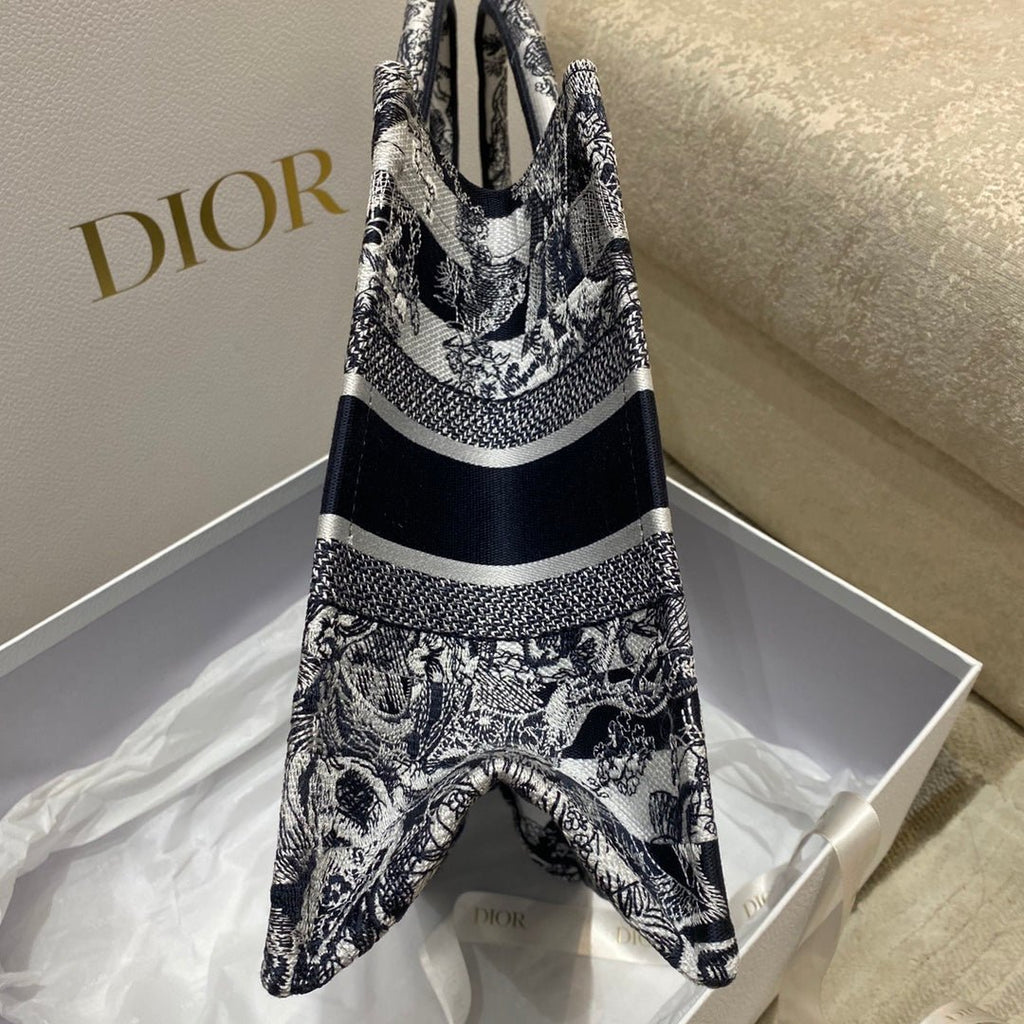 Christian Dior Medium Book Tote 36cm