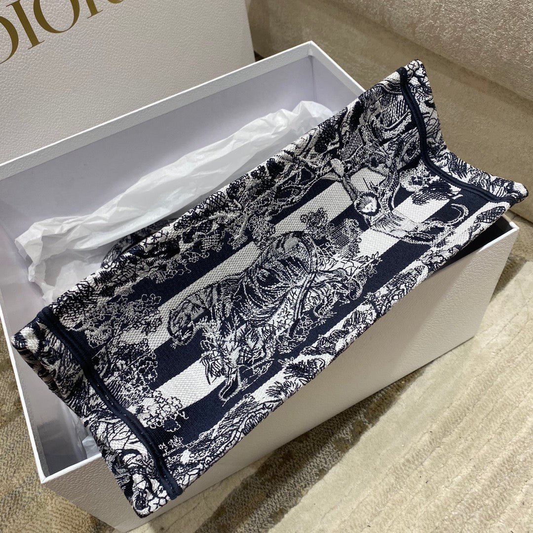 Christian Dior Medium Book Tote 36cm