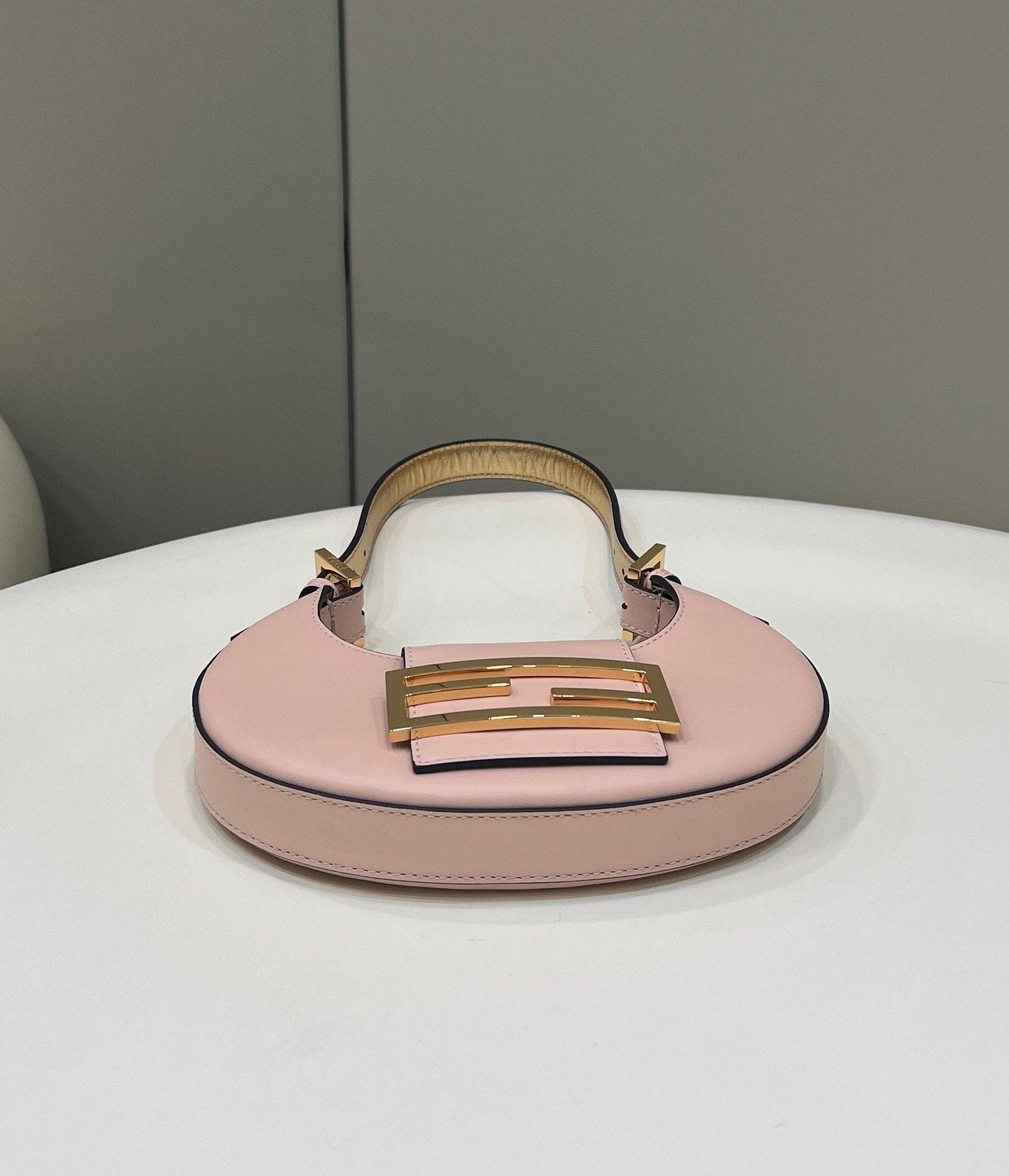 Fendi Cookie 19cm Pink