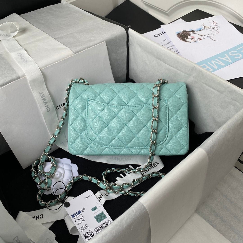 Chanel Mini Classic Flapbag 20cm