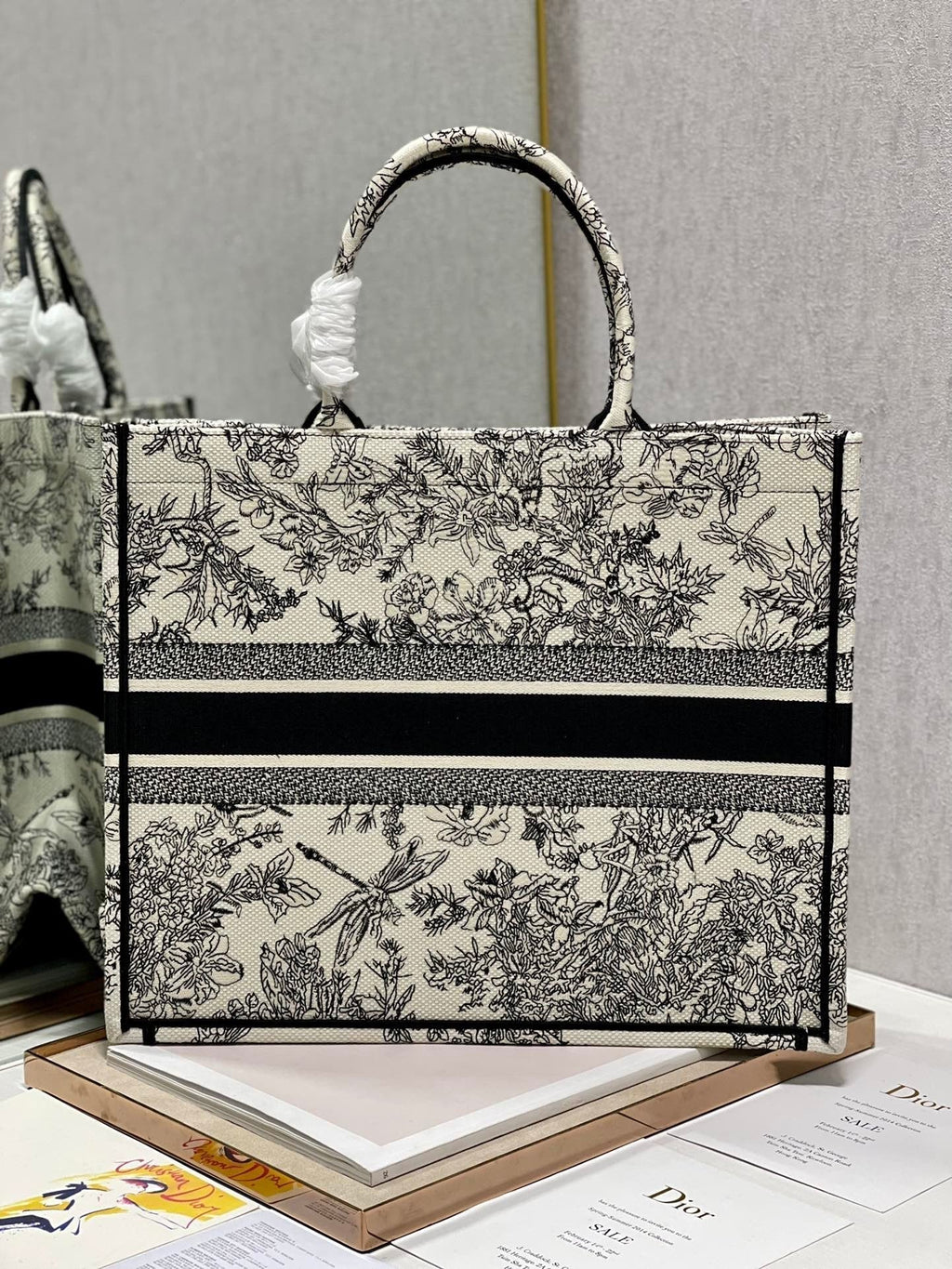 Christina Dior Book Tote Bag 41 cm Black/Beige