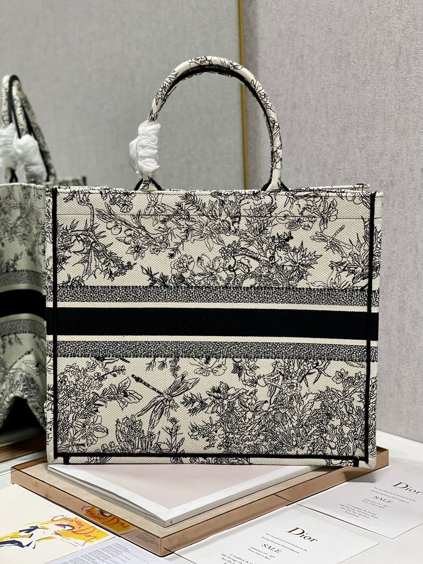 Christina Dior Book Tote Bag 41 cm Black/Beige