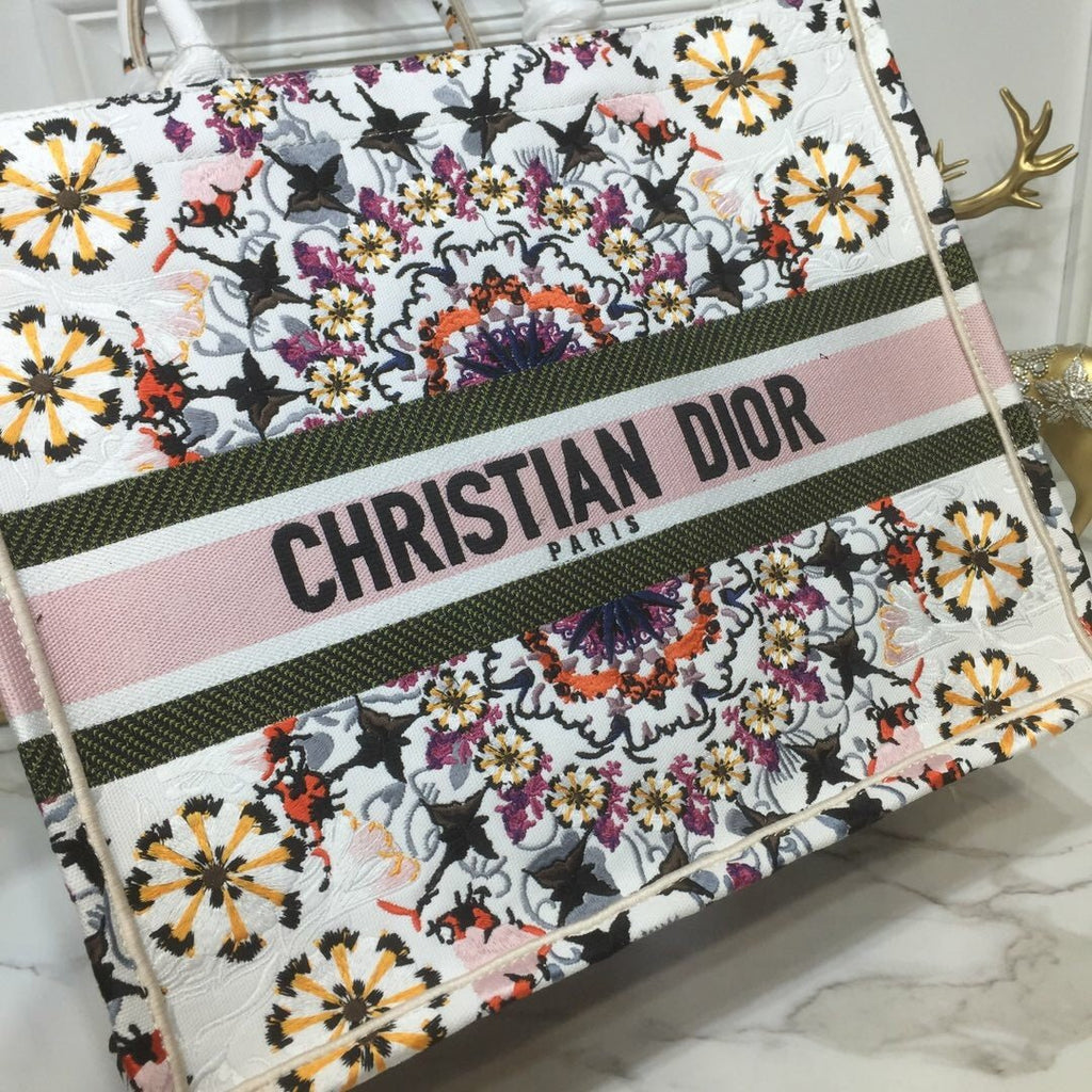 Christian Dior Book Tote 42 cm White