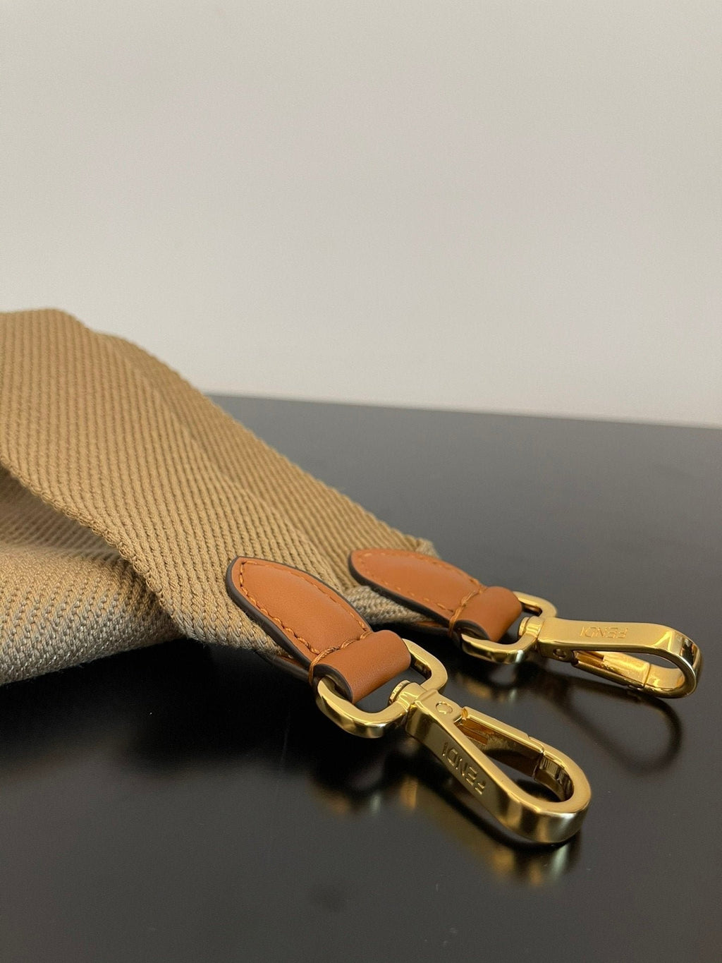 Fendi Tote Bag 35cm Beige