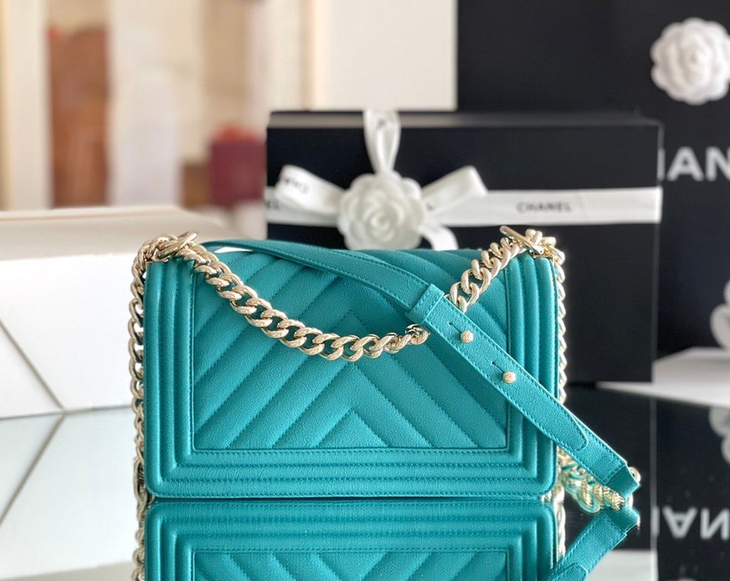 Chanel Medium Classic Flapbag 25cm Blue