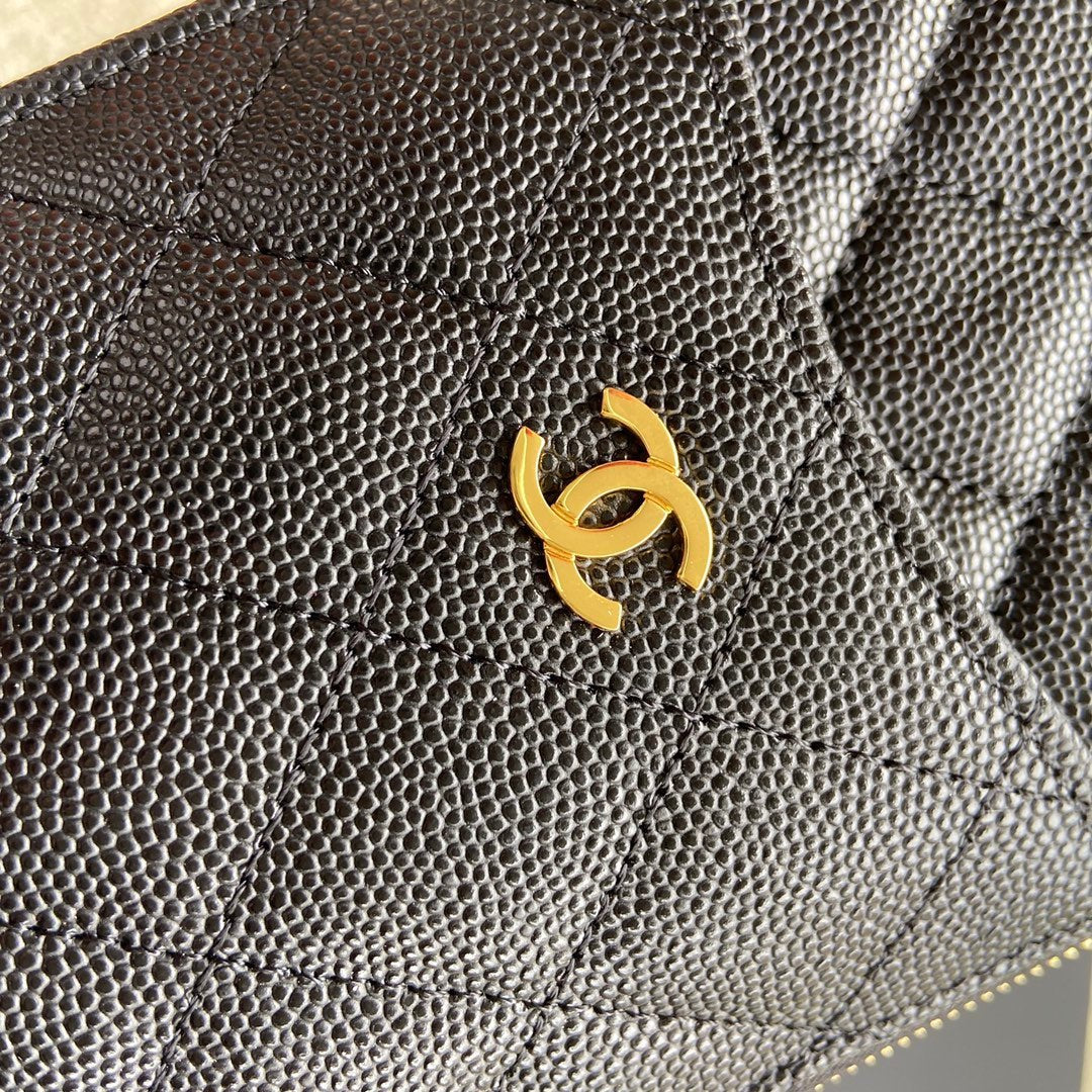CO-CO Chanel Phone Wallet & Card Holder With Gold Hardware 20cm