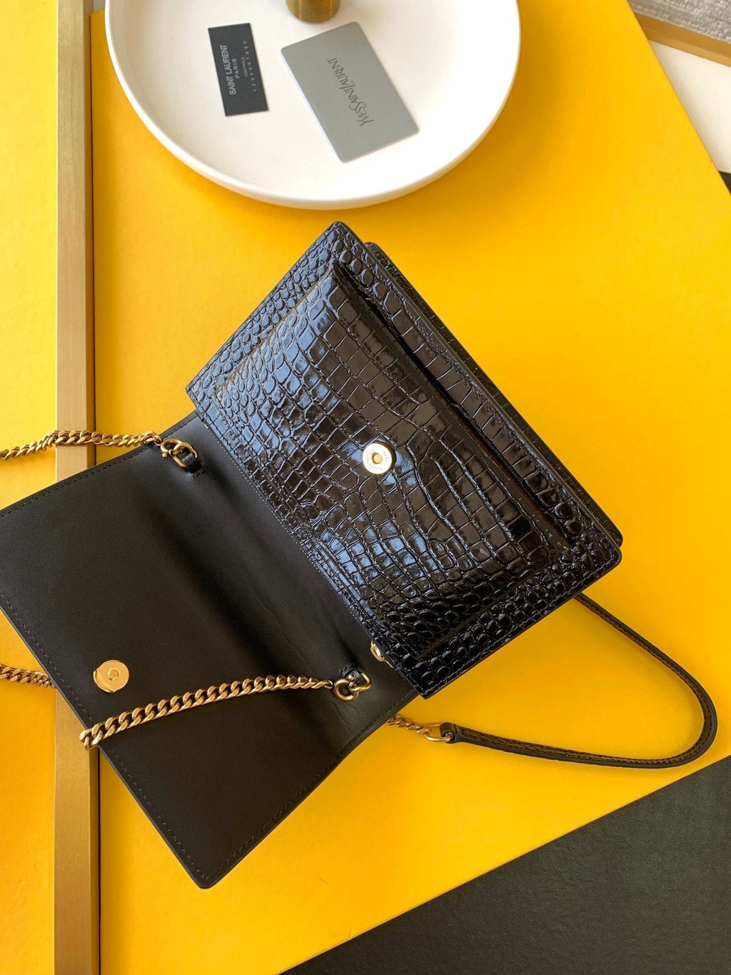 Saint Laurent Sunset Chain Bag With Gold Hardware 19cm
