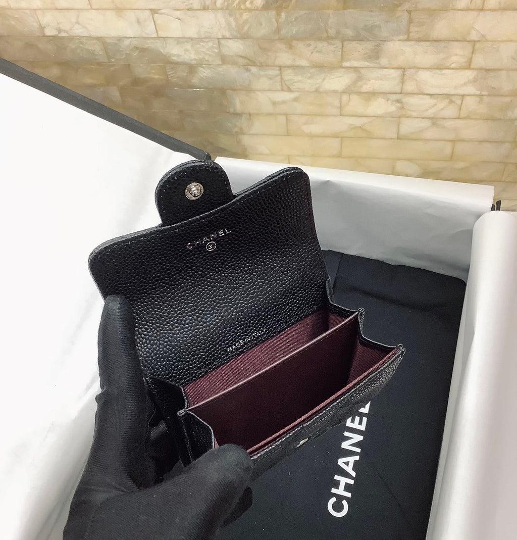 CO-CO Chanel Classic Card Holder With Silver Hardware 11cm