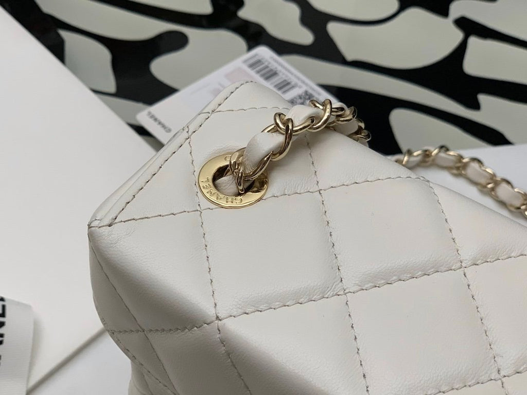 CO-CO Chanel Small Box Bag 15cm