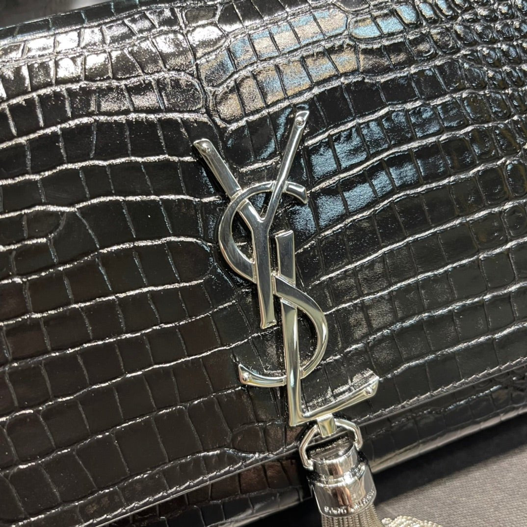 Saint Laurent Kata Medium Chain Bag With Tassel 24cm