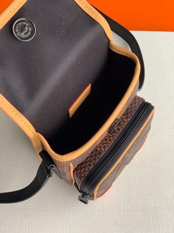 Louis Vuitton NiGo 18cm Amazone New Collection