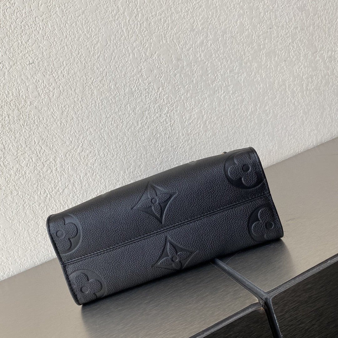 Louis Vuitton M45659 On The Go PM 25cm Black