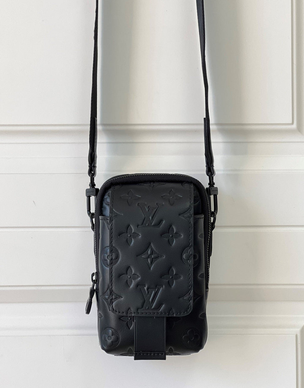 Louis Vuitton Flap Double Phone Pouch 18cm