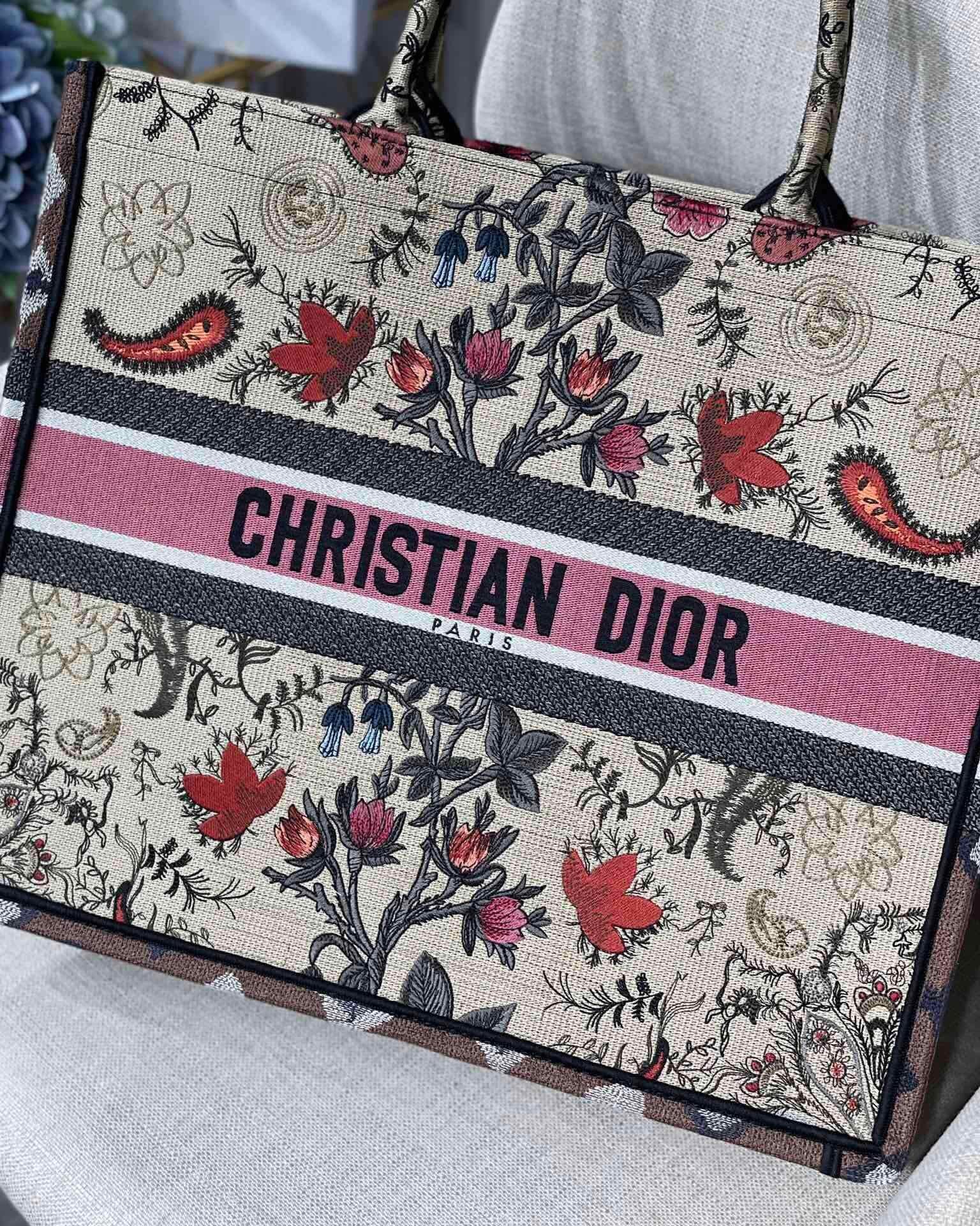 Christian Dior Multicolor Book Tote Flowers Embroidery 42cm