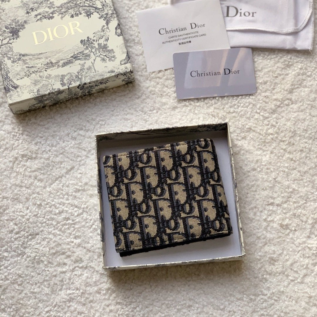 Christian Dior Women’s Brown Clutches 11cm