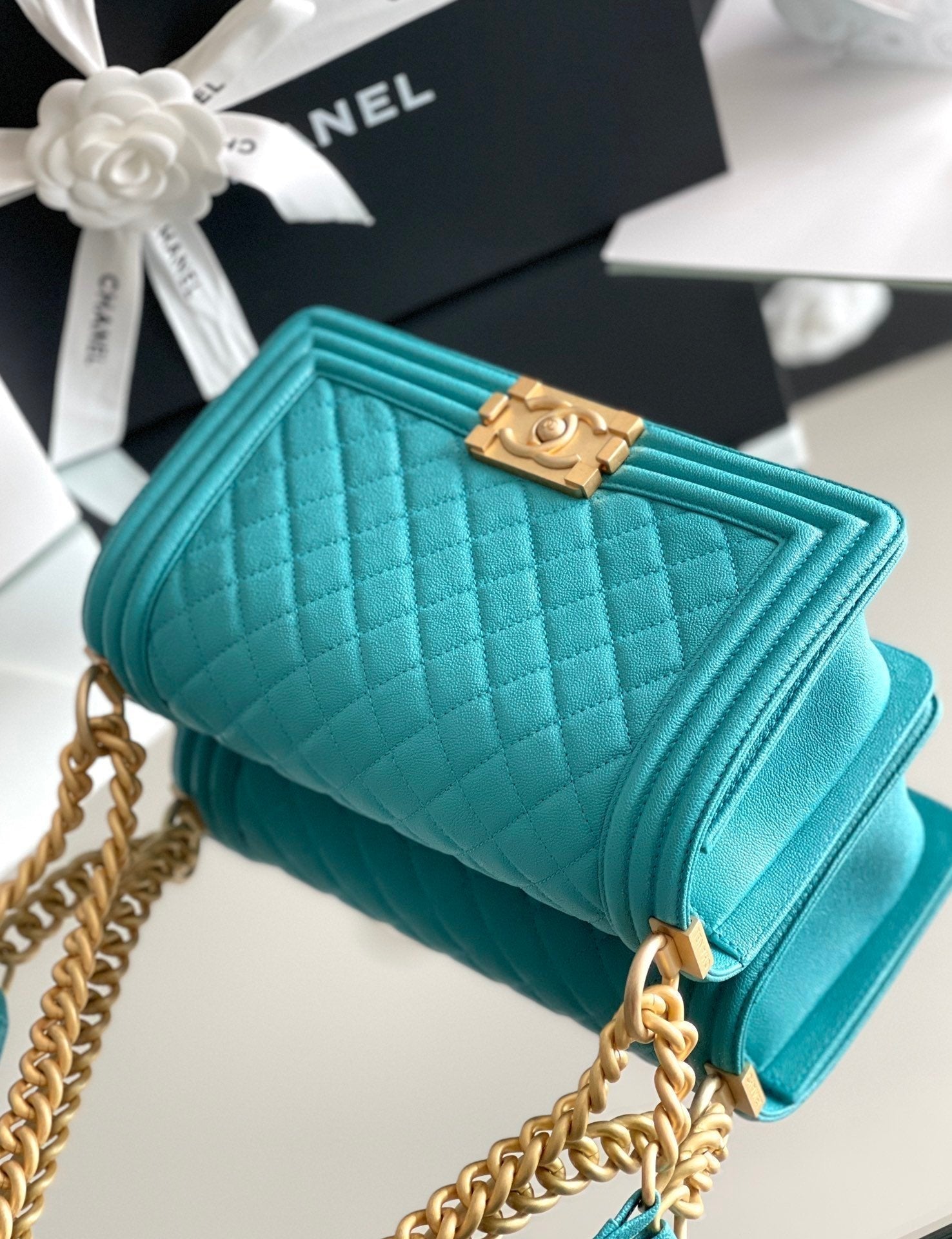 Chanel Medium Classic Flapbag 25cm Blue