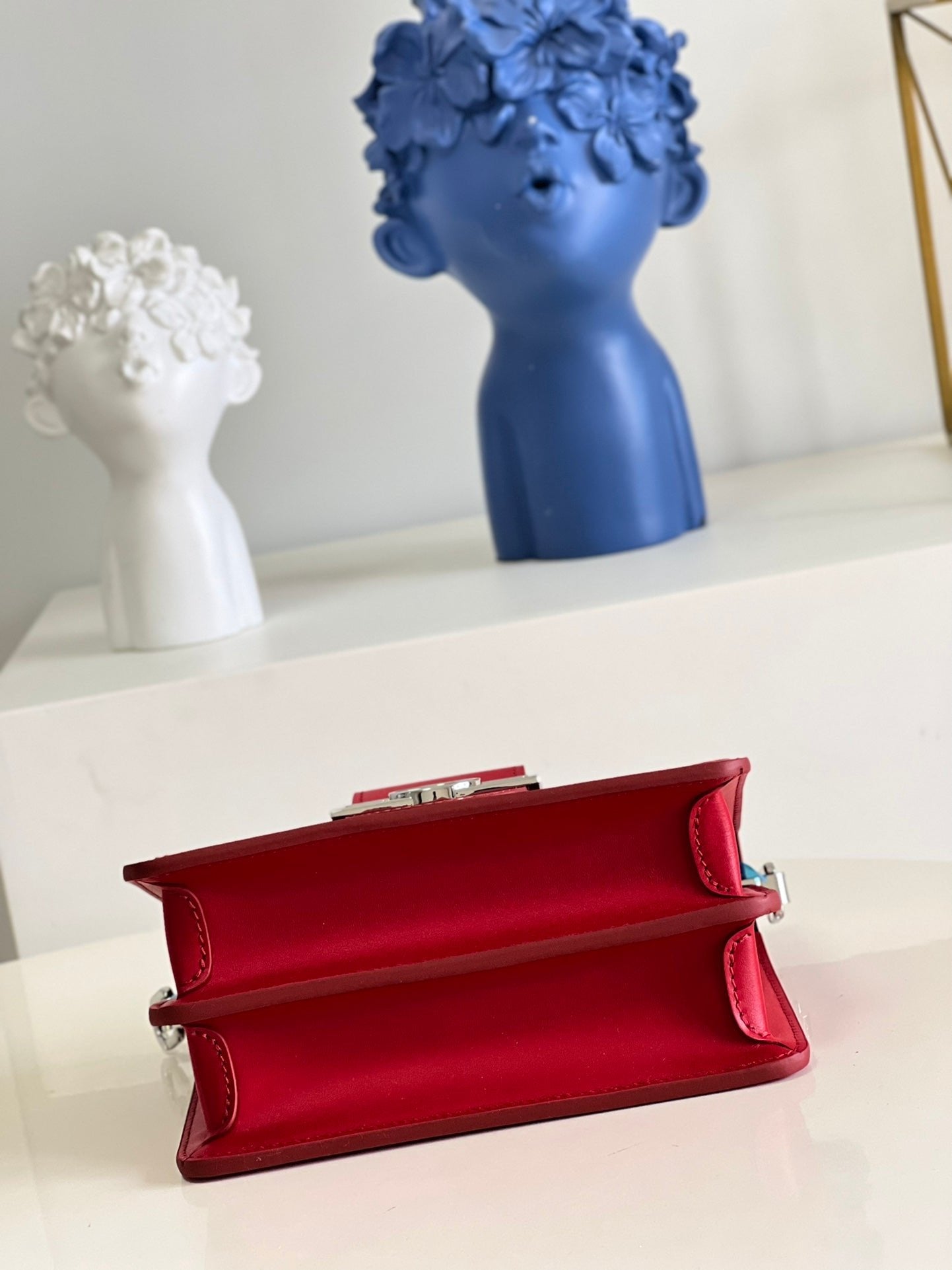 Louis Vuitton Limited Dauphine MM Bags By Nicolas Ghesquière With Monogram Lace Red For Women 25cm