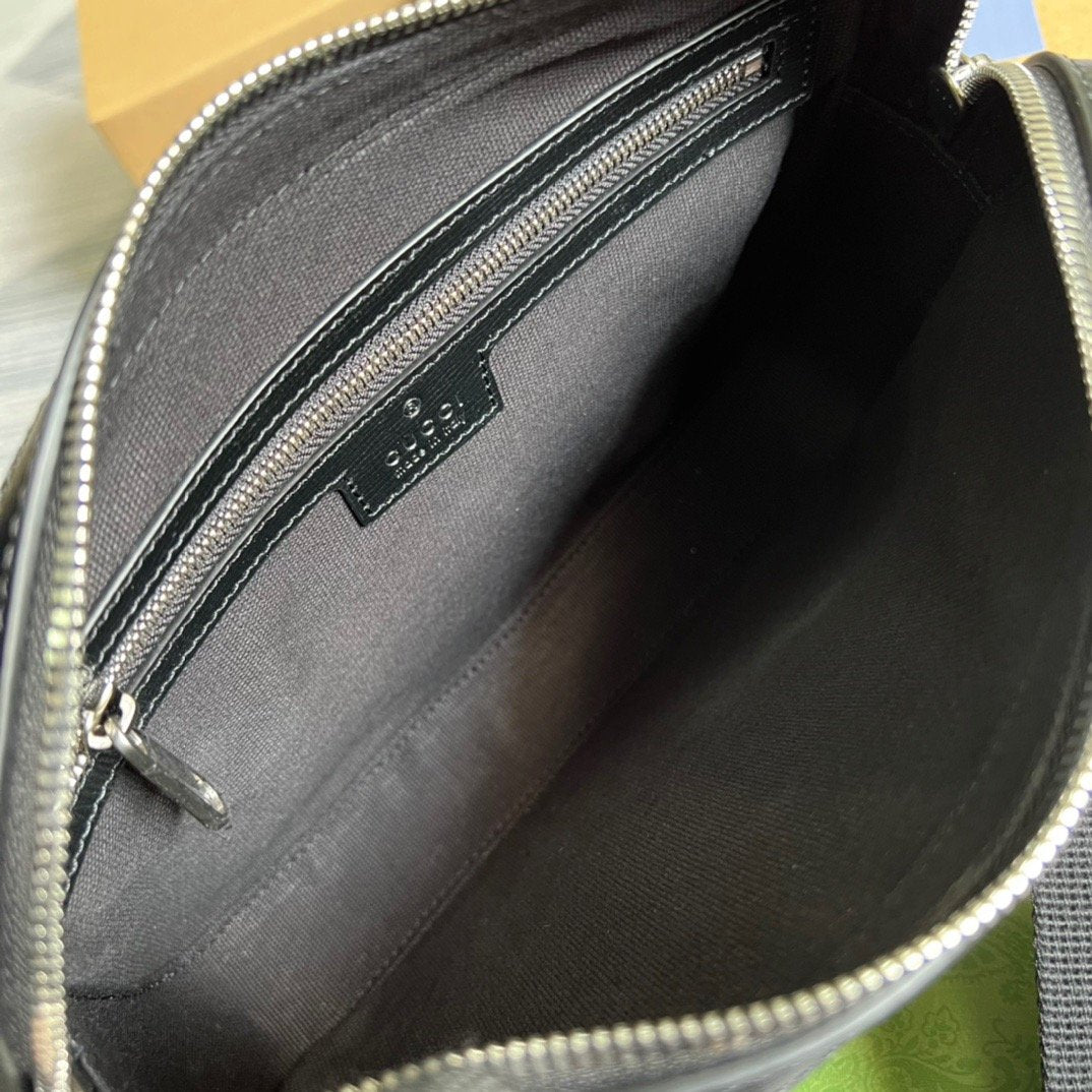 Gucci Shoulder Bag With Interlocking G Black GG Supreme Canvas For Women 9.6in/24.5cm