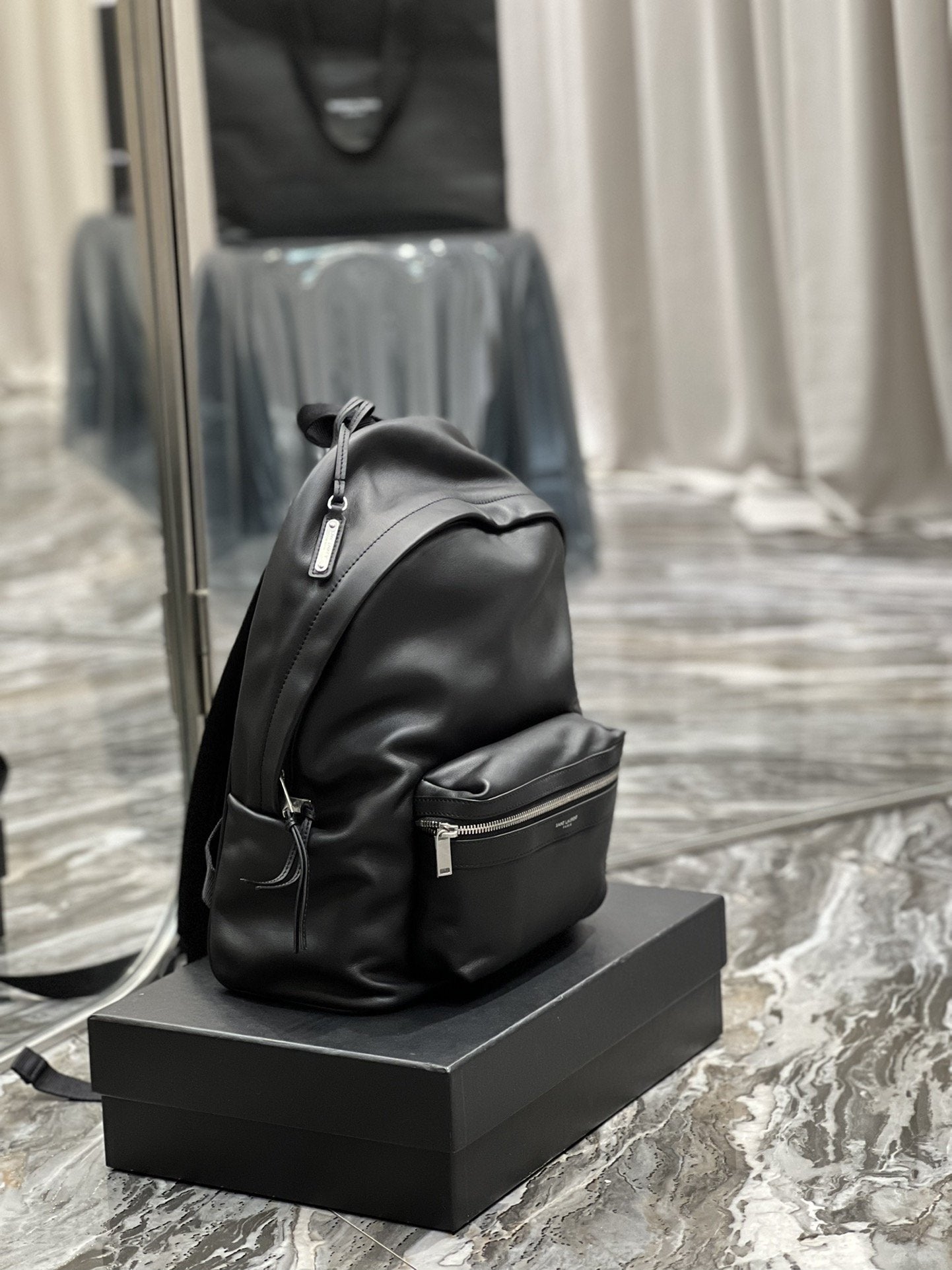 Saint Laurent City Backpack In Unisex 35cm Black