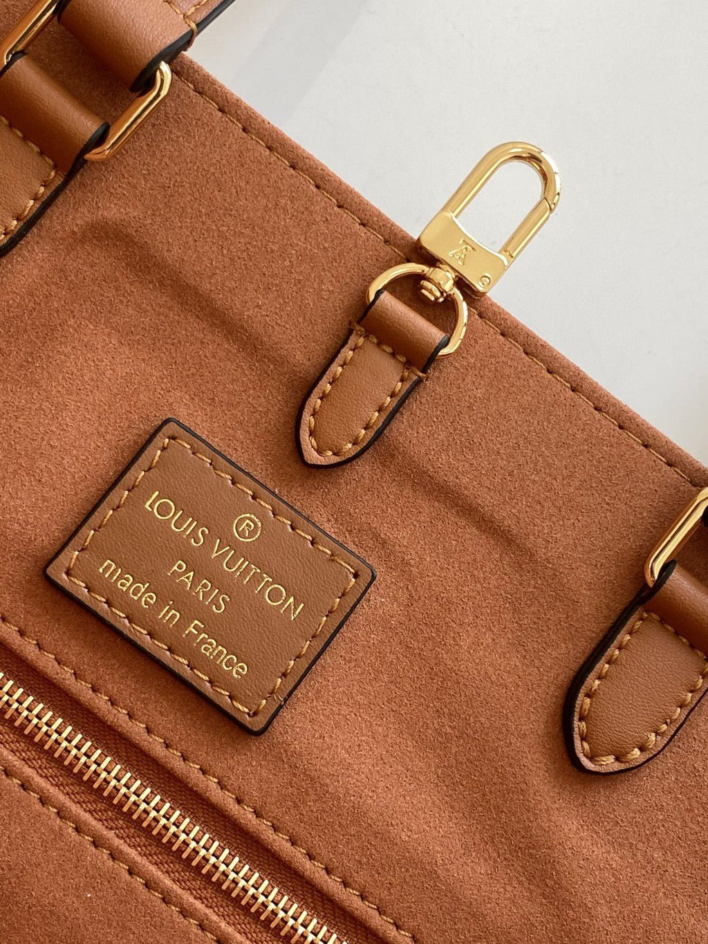 Louis Vuitton M45595 Onthego MM 35cm Brown