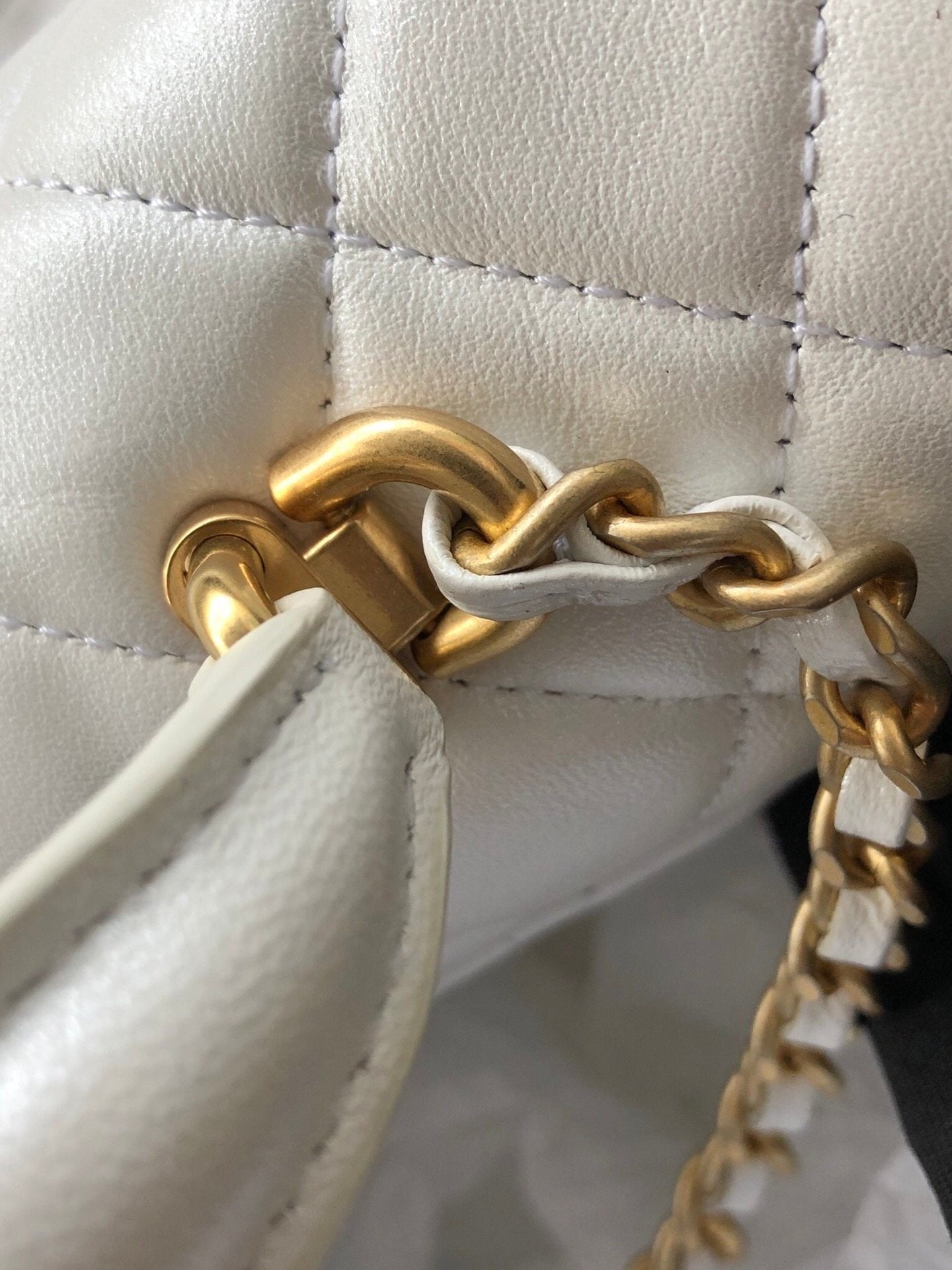 Chanel Classic Flap Bag 20cm White