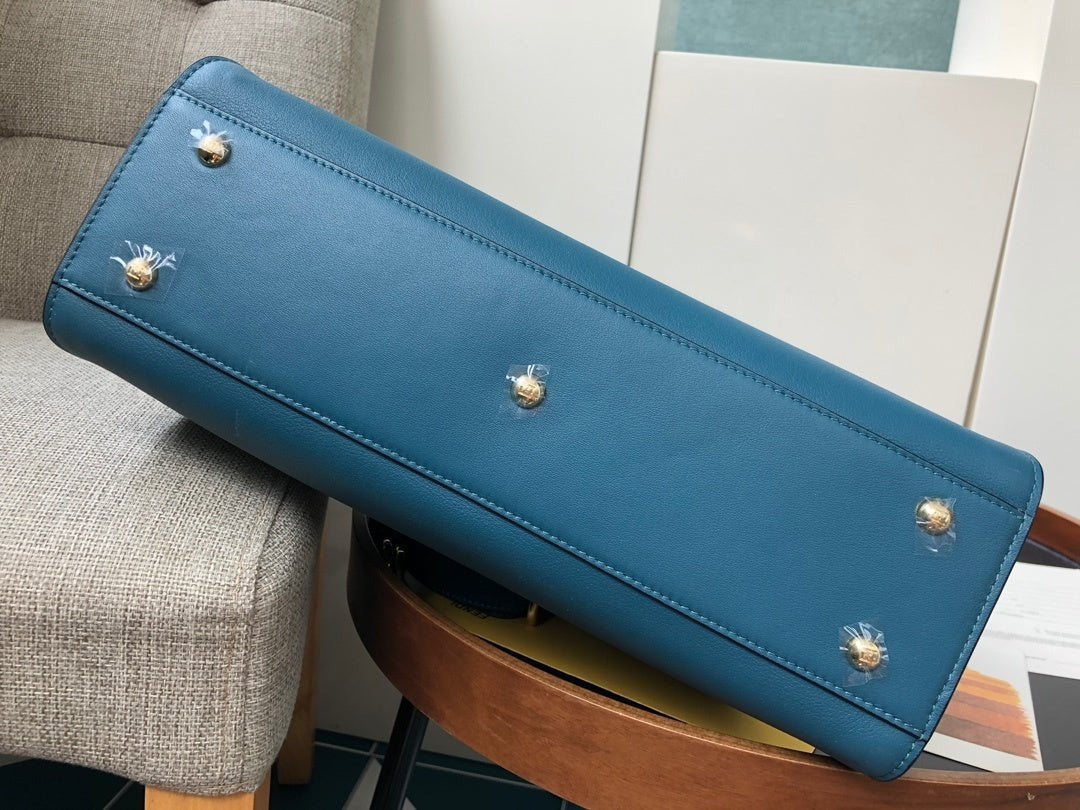 Fendi Handle Bag 32cm Blue
