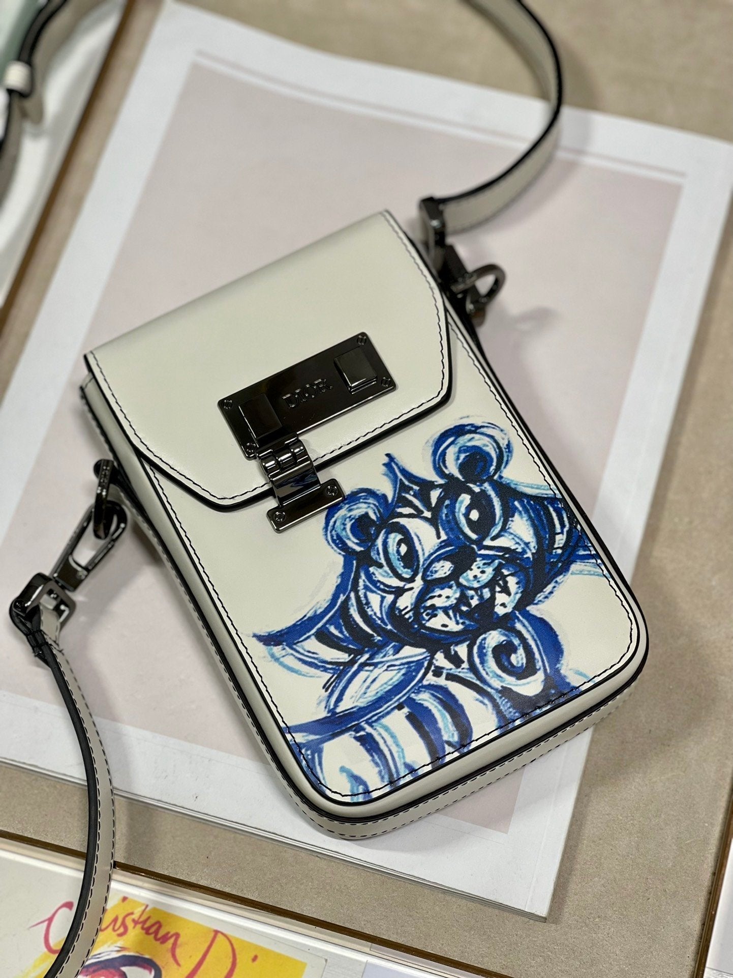 Christian Dior D-Bubble Bucket Bag 19cm White