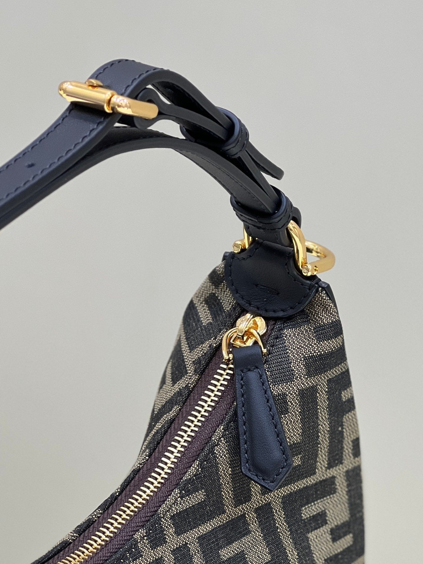Fendi Fendigraphy Small 29cm Brown