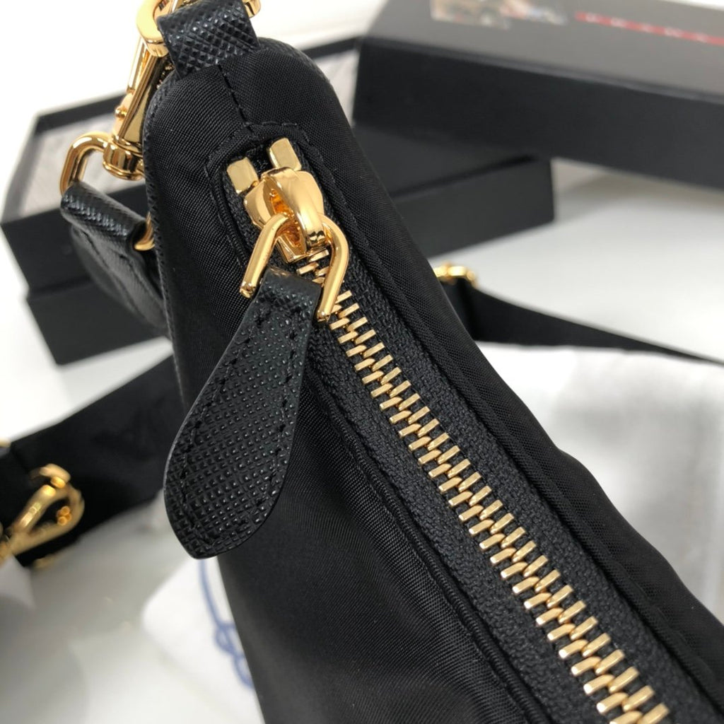 Prada Re-Edition 2005 Re-Nylon Bag Black For Women, Women’s Bags 8.6in/22cm