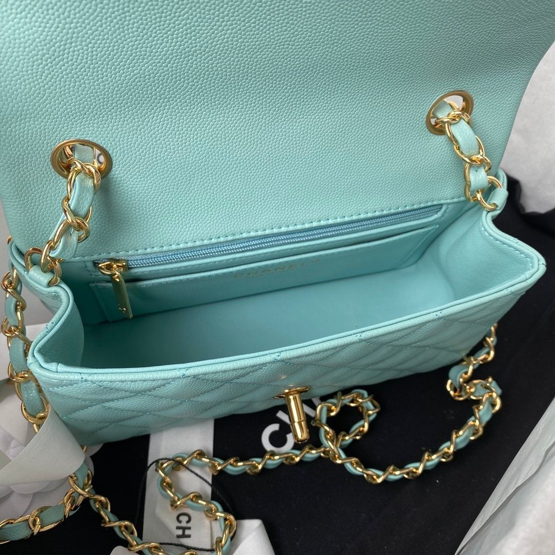 Chanel Mini Classic Flapbag 20cm