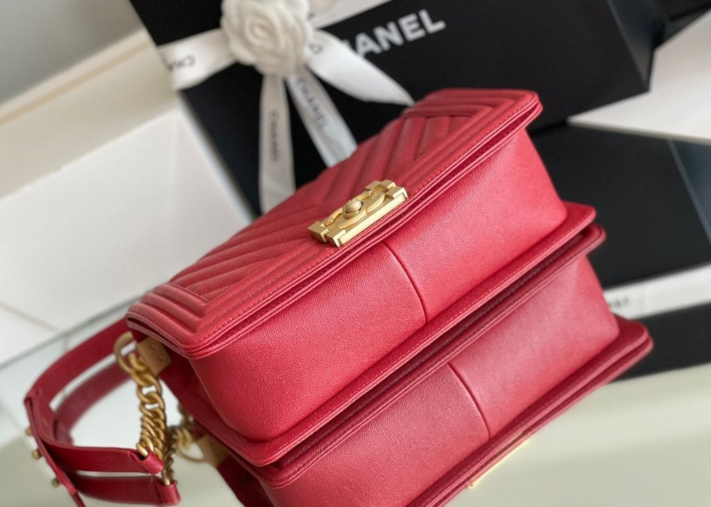 Chanel Medium Classic Flapbag 25cm Red