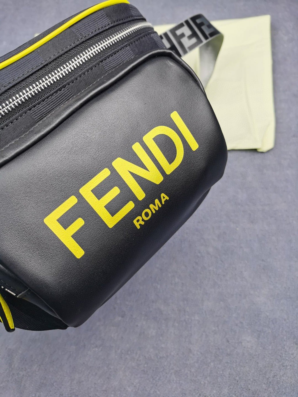 Fendi Belt Bag 18cm Black