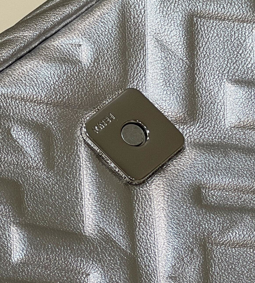 Fendi Baguette Bag 19cm Silver