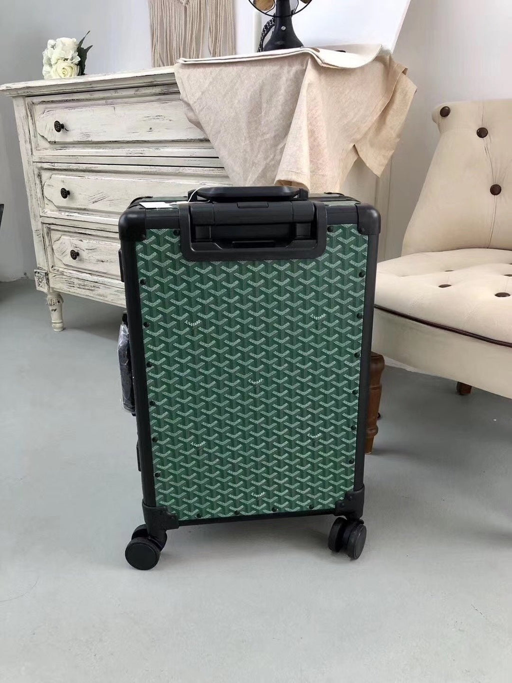 Louis Vuitton Rolling Vali In Green 20 Inch