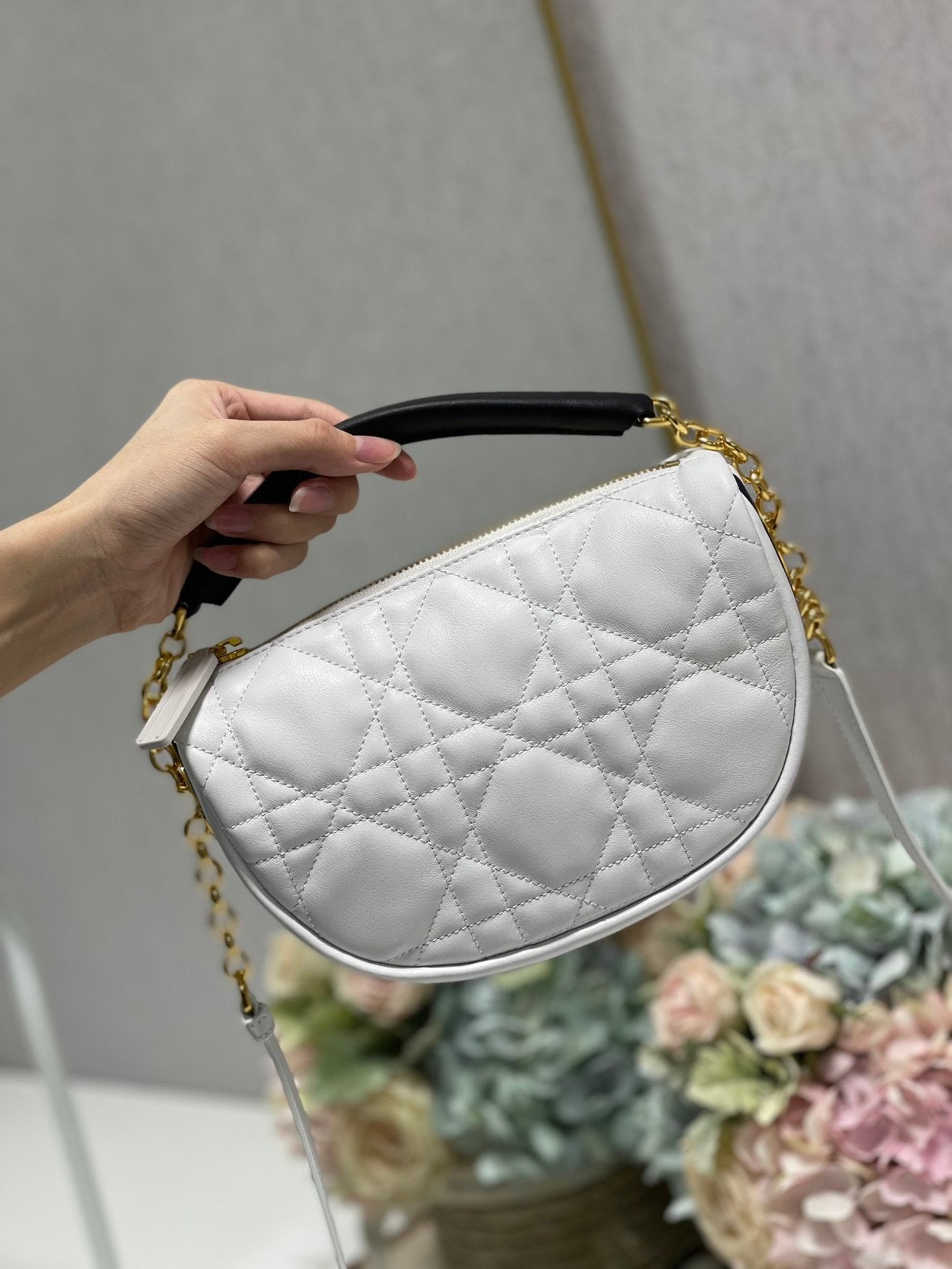 Christian Dior Small Vibe Hobo Bag 20cm White
