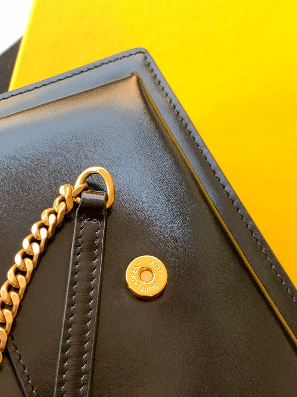 Saint Laurent Sunset Chain Bag With Gold Hardware 19cm