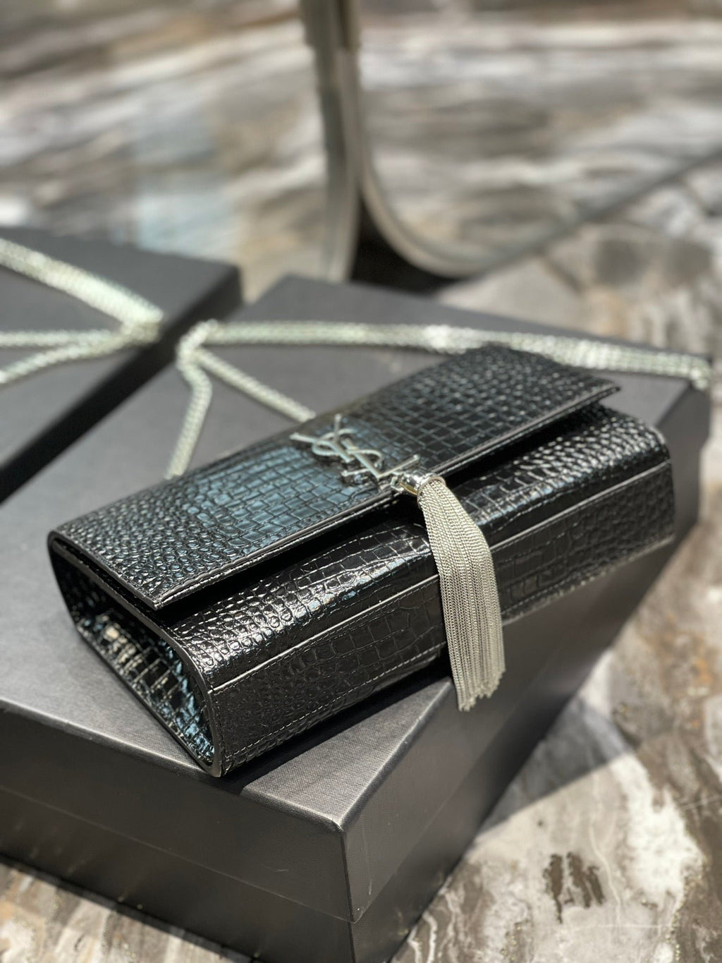 Saint Laurent Kata Medium Chain Bag With Tassel 24cm