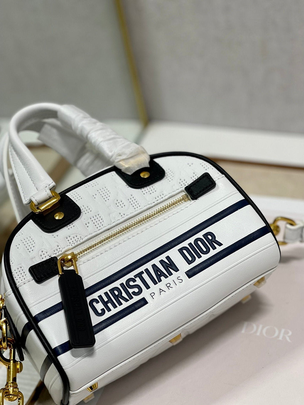 Christian Dior Mini Vibe Zip Bowling Bag 17cm White