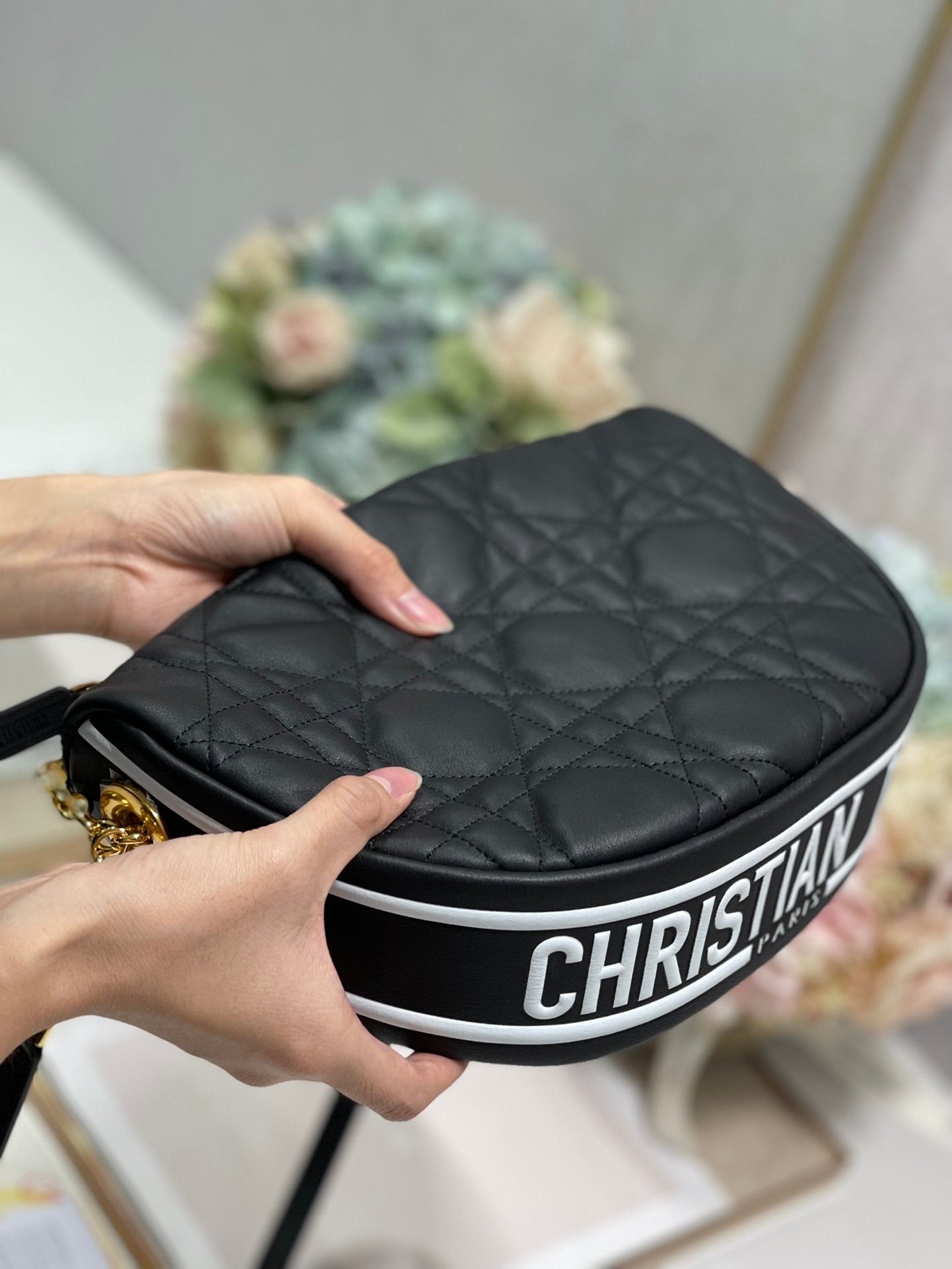 Christian Dior Small Vibe Hobo Bag 29cm Black