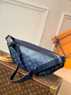 Louis Vuitton Discovery Bag 20cm Monogram Seal Cowhide Canvas Spring/Summer Collection M45729, Navy Blue