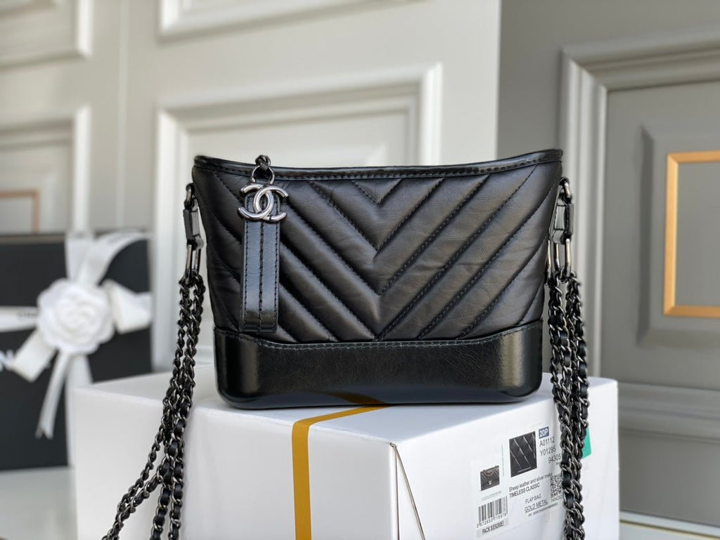 Chanel CO-CO Gabrielle Hobobag 20cm Black